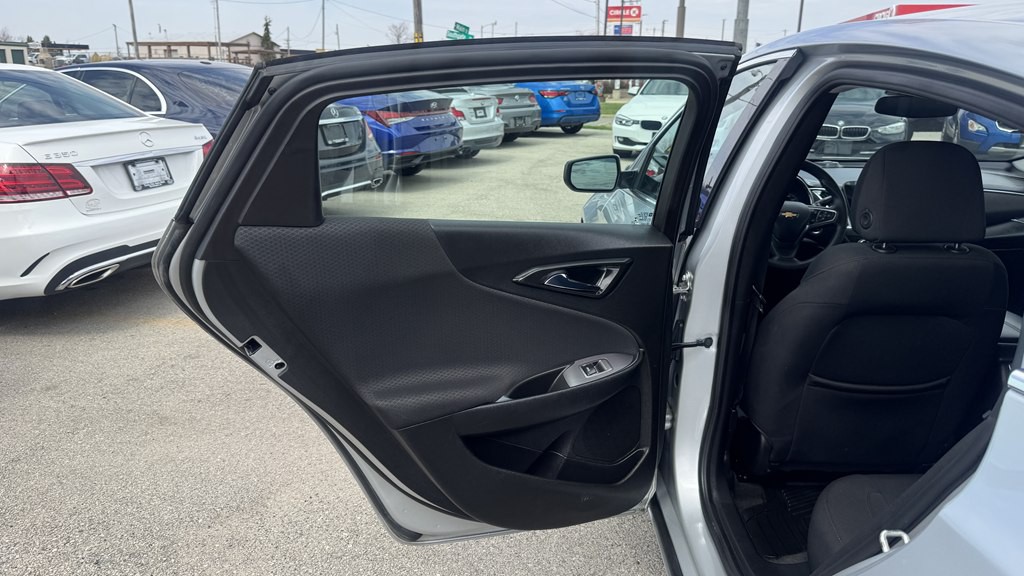 2021 Chevrolet Malibu Image 21