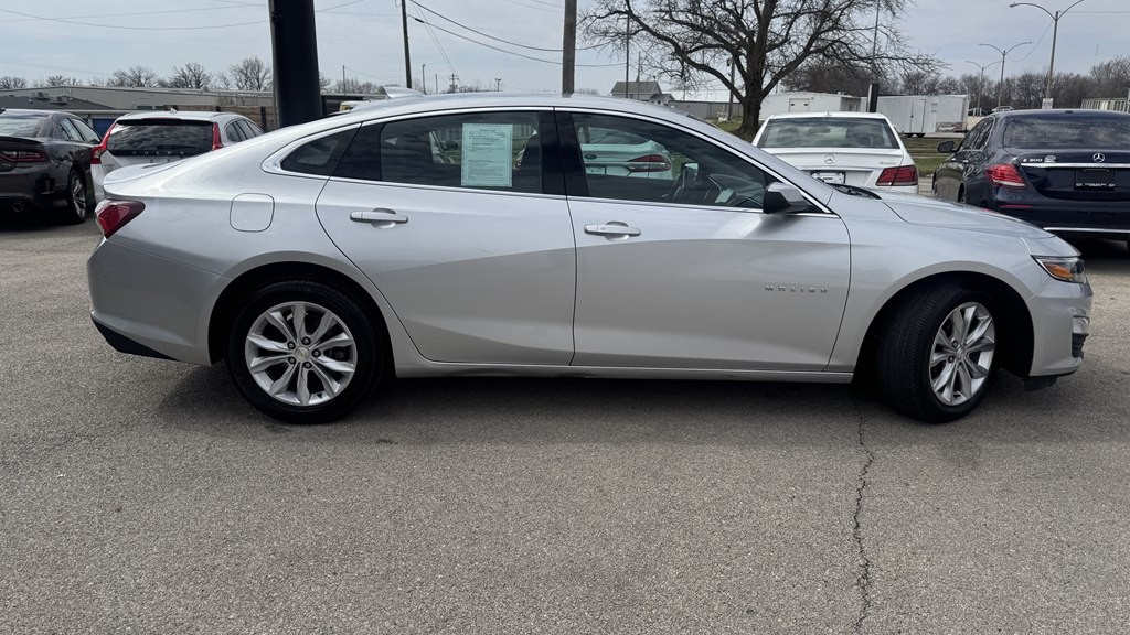 2021 Chevrolet Malibu Image 9