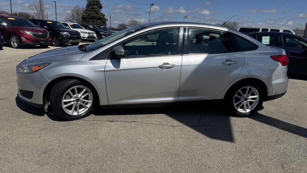 2016 Ford Focus Image 5