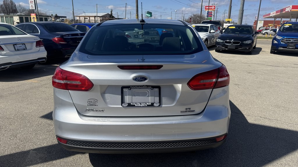 2016 Ford Focus Image 7