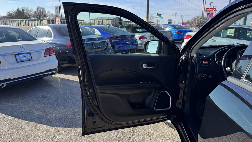 2019 Jeep Compass Image 13