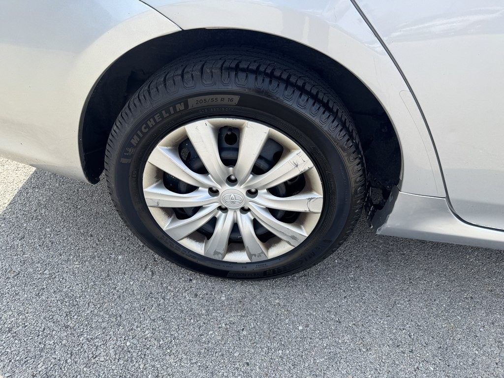 2013 Toyota Corolla Image 10