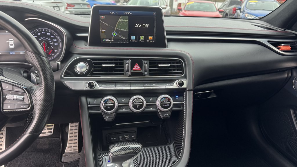 2019 Genesis G70 Image 19