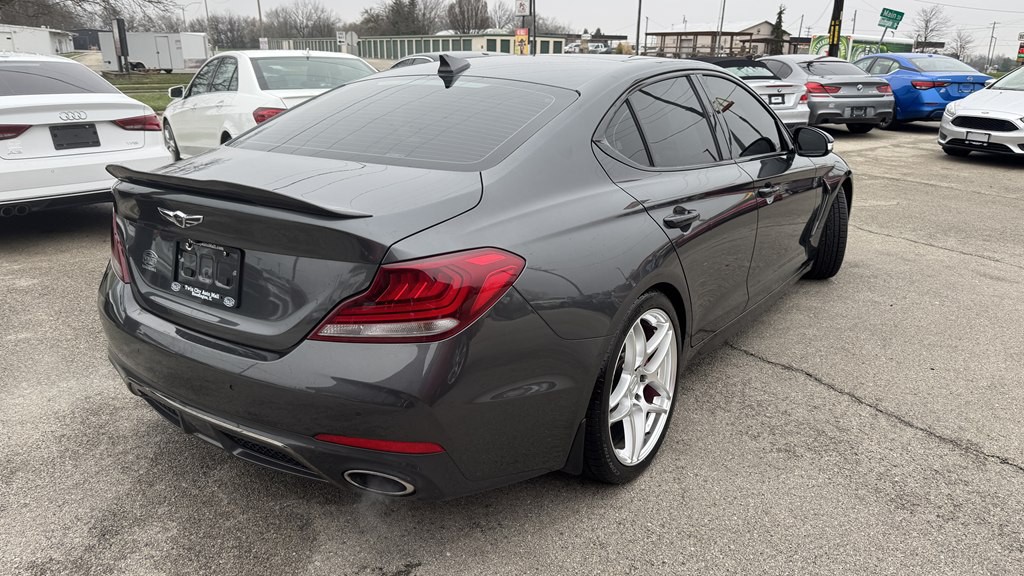 2019 Genesis G70 Image 8