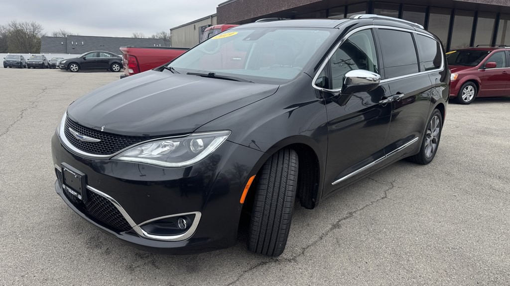 2019 Chrysler Pacifica Image 4