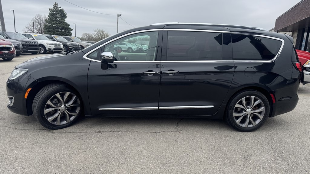 2019 Chrysler Pacifica Image 5
