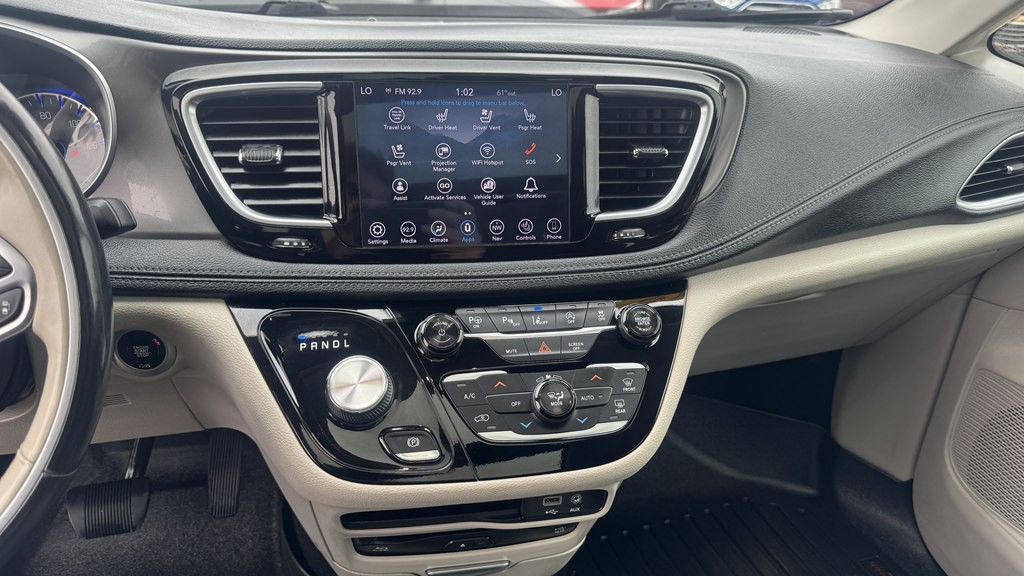2019 Chrysler Pacifica Image 19