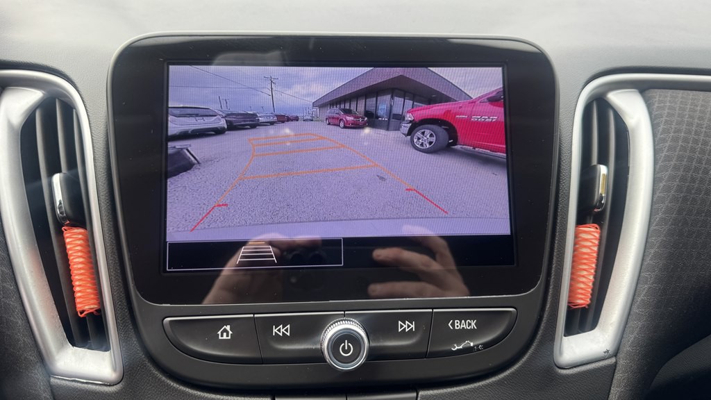 2023 Chevrolet Malibu Image 20