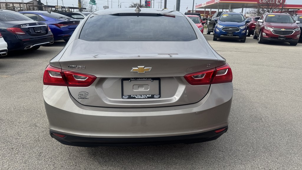 2023 Chevrolet Malibu Image 7