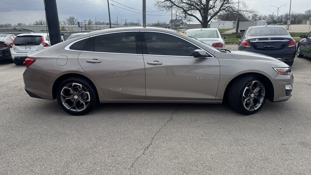 2023 Chevrolet Malibu Image 9
