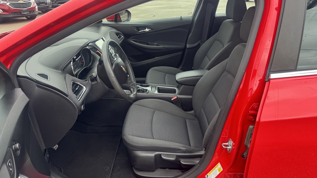 2016 Chevrolet Cruze Image 16
