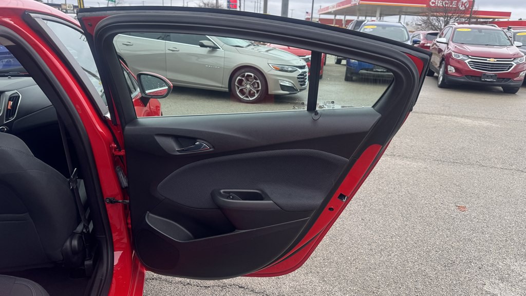 2016 Chevrolet Cruze Image 24