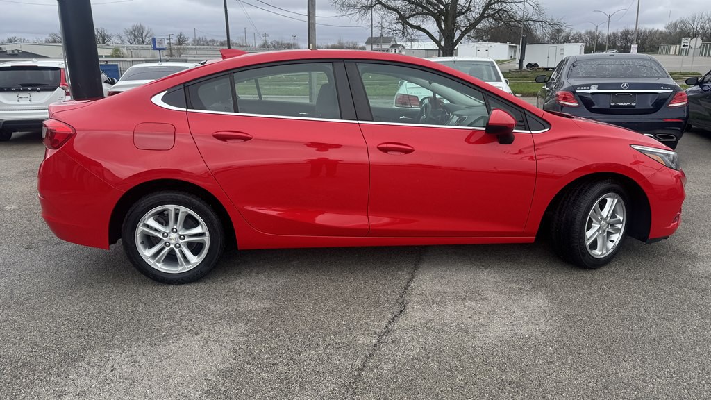2016 Chevrolet Cruze Image 9