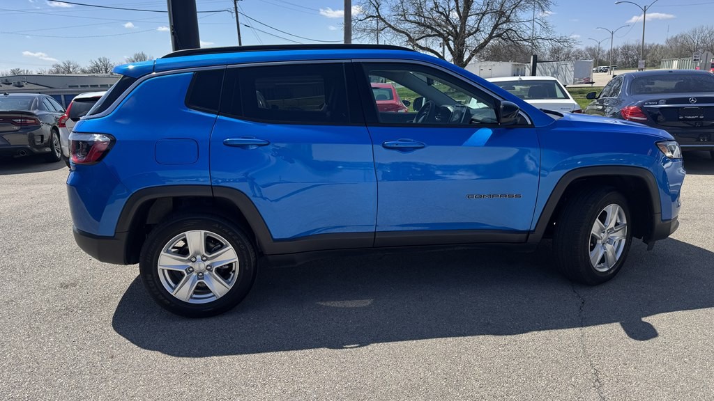 2022 Jeep Compass Image 9