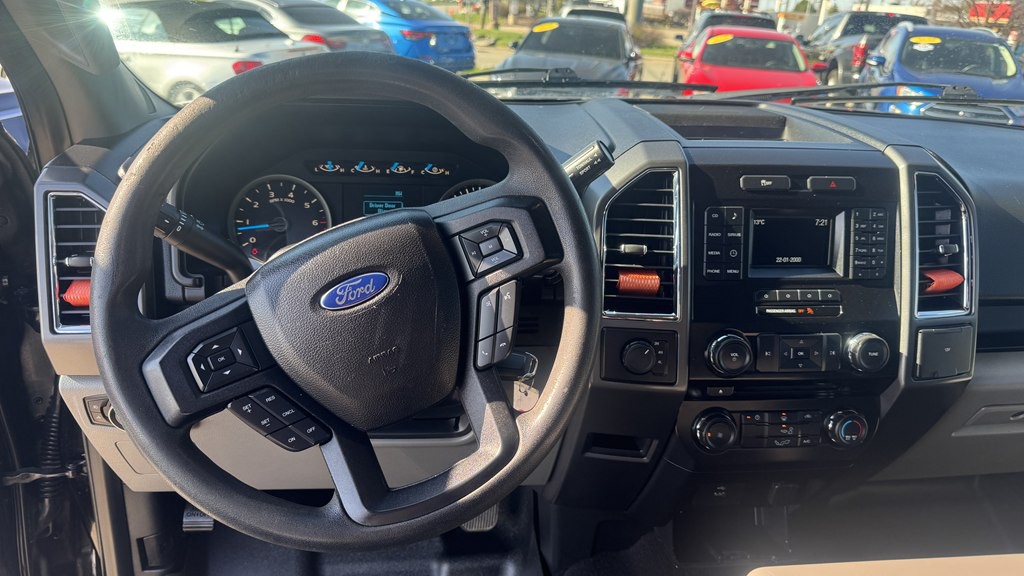 2016 Ford F-150 Image 17