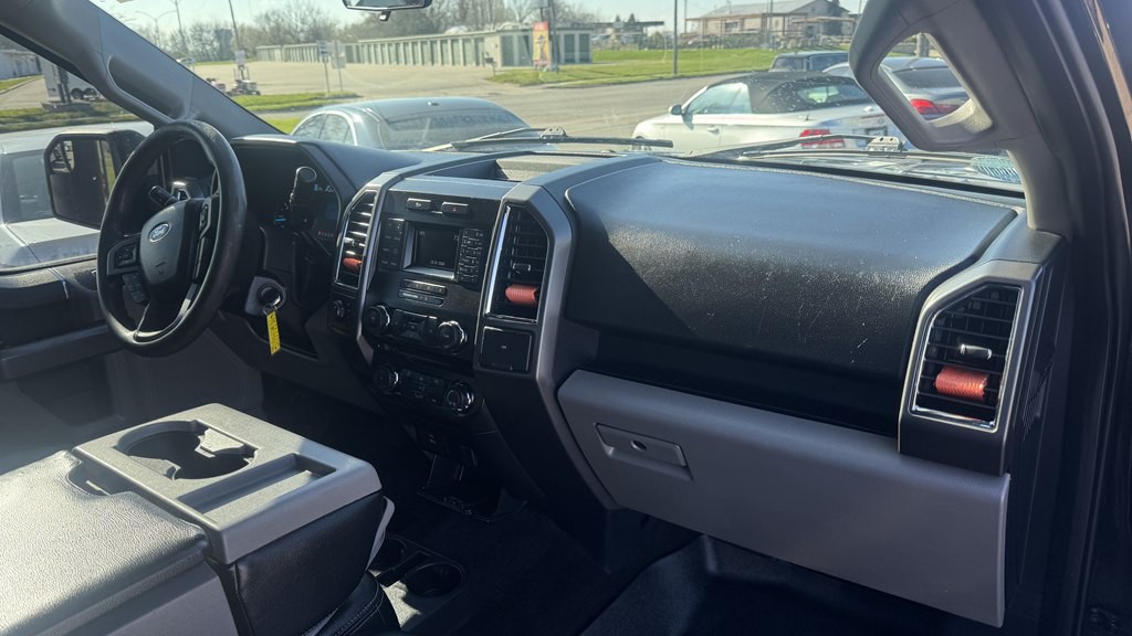 2016 Ford F-150 Image 25