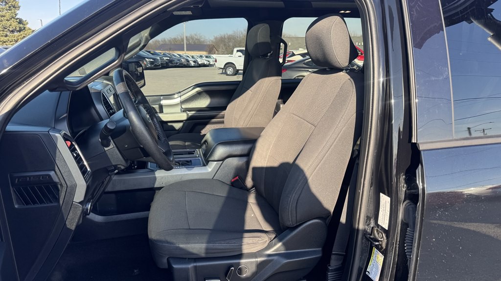 2016 Ford F-150 Image 18