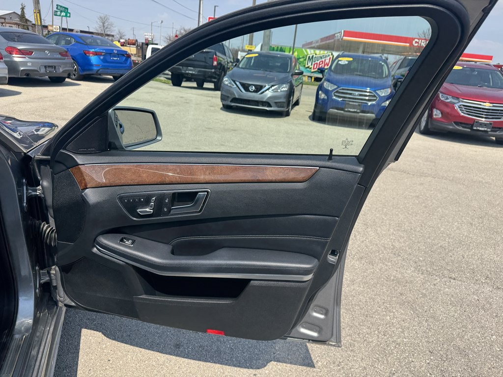 2014 Mercedes-Benz E-Class Image 14