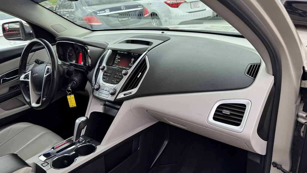 2013 GMC Terrain Image 28