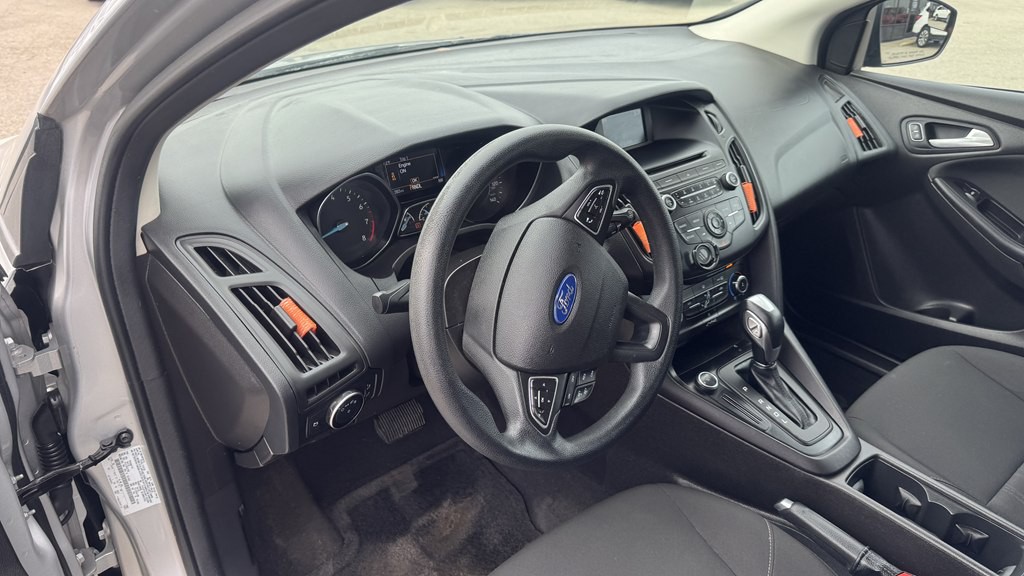 2015 Ford Focus Image 14