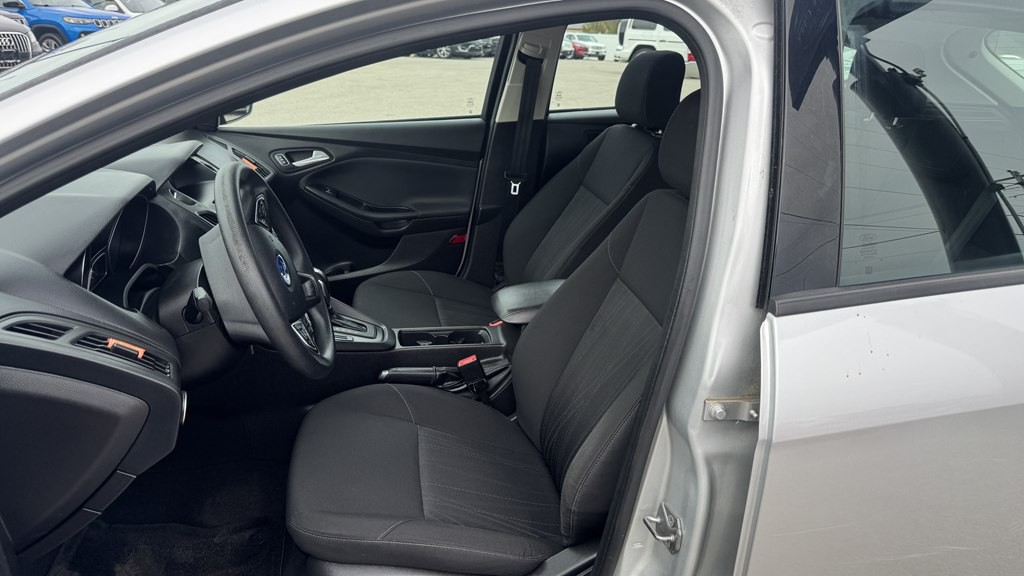 2015 Ford Focus Image 15