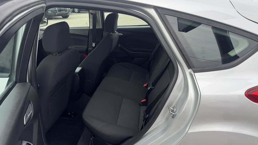 2015 Ford Focus Image 21