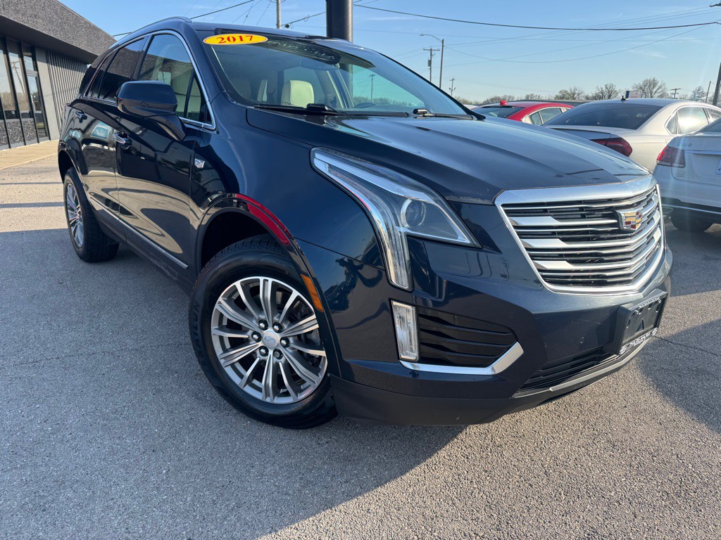2017 Cadillac XT5 Image 2