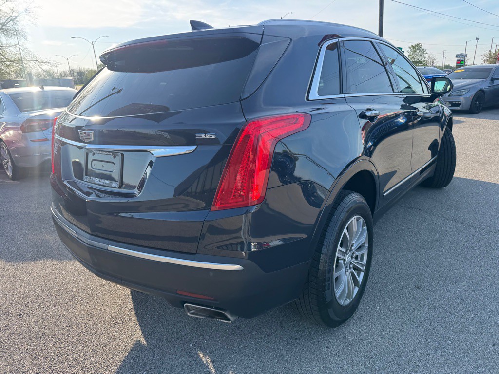 2017 Cadillac XT5 Image 8