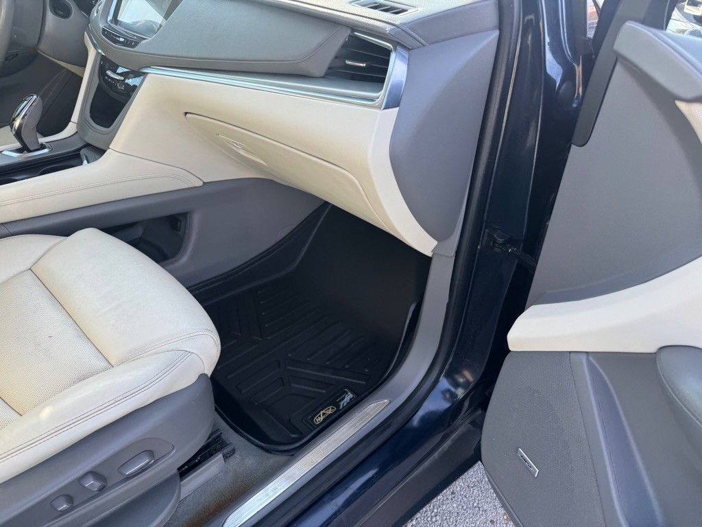 2017 Cadillac XT5 Image 14