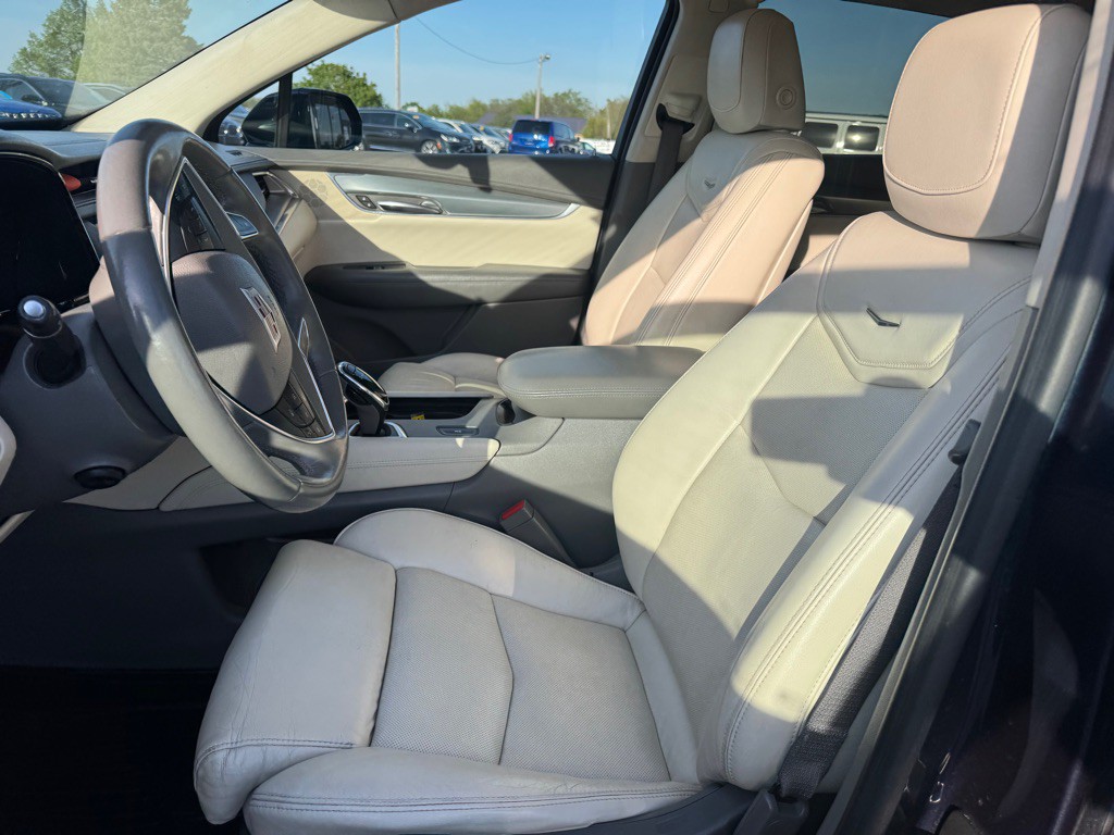 2017 Cadillac XT5 Image 24