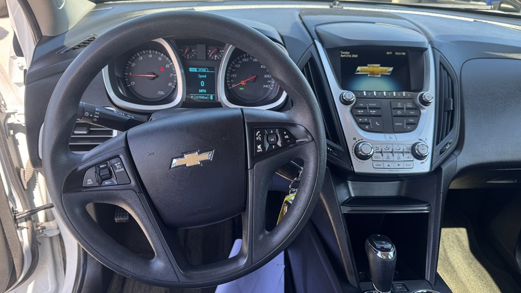 2017 Chevrolet Equinox Image 17
