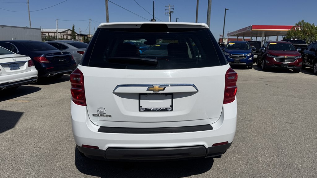 2017 Chevrolet Equinox Image 7