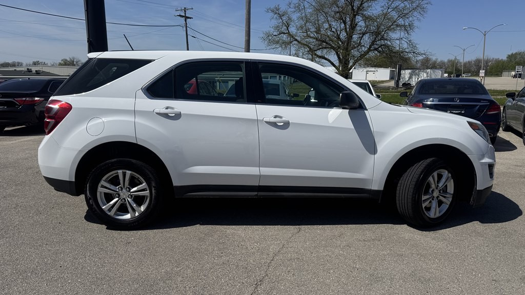 2017 Chevrolet Equinox Image 9