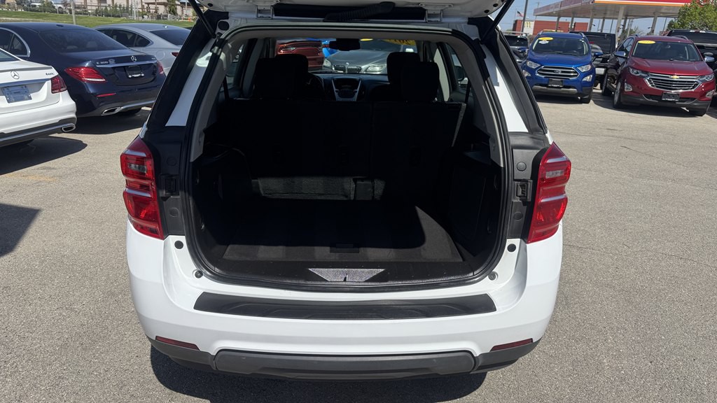 2017 Chevrolet Equinox Image 11