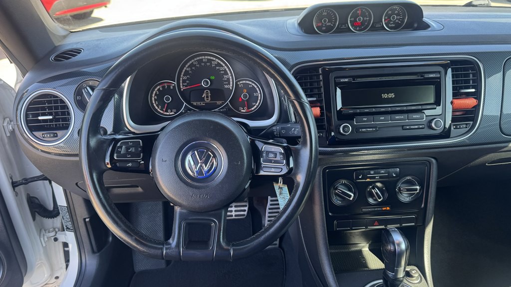 2014 Volkswagen Beetle Image 18