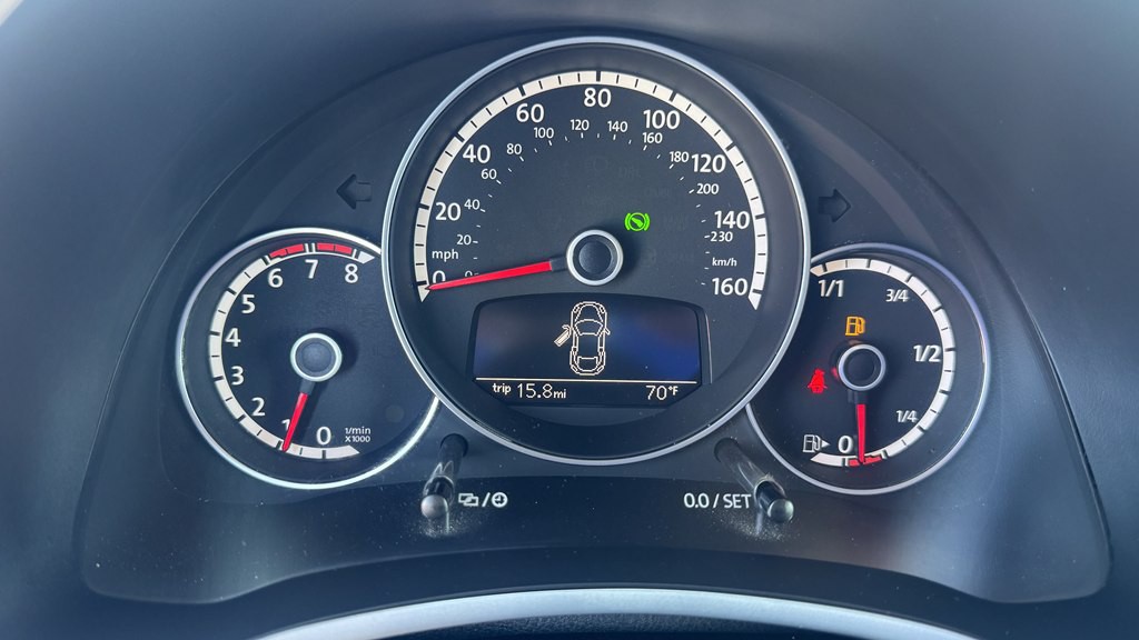 2014 Volkswagen Beetle Image 19