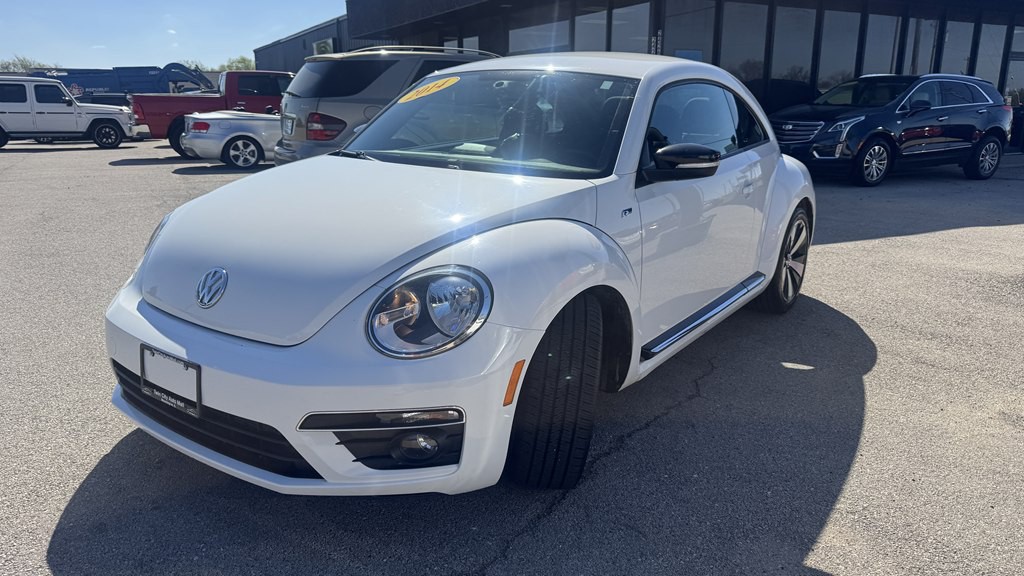 2014 Volkswagen Beetle Image 4