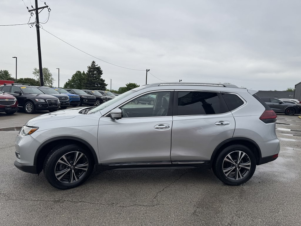 2018 Nissan Rogue Image 4