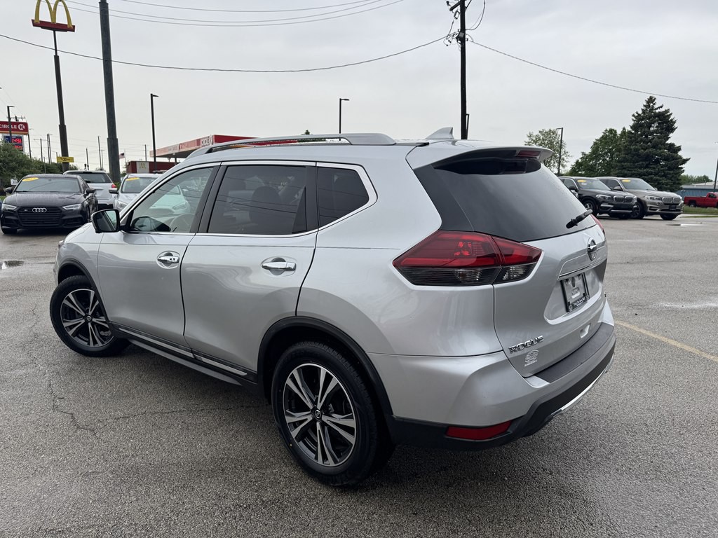 2018 Nissan Rogue Image 5