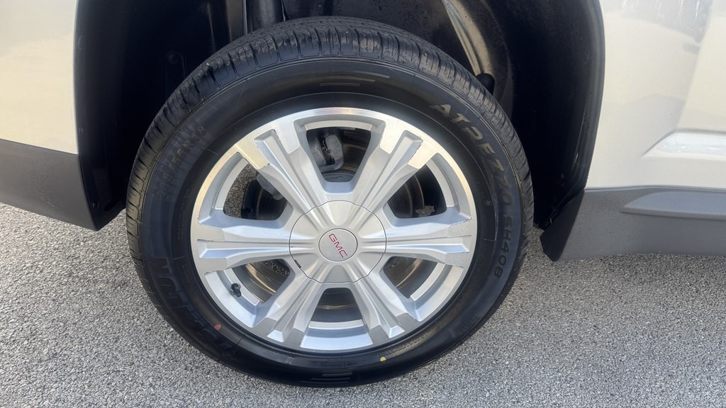 2017 GMC Terrain Image 13