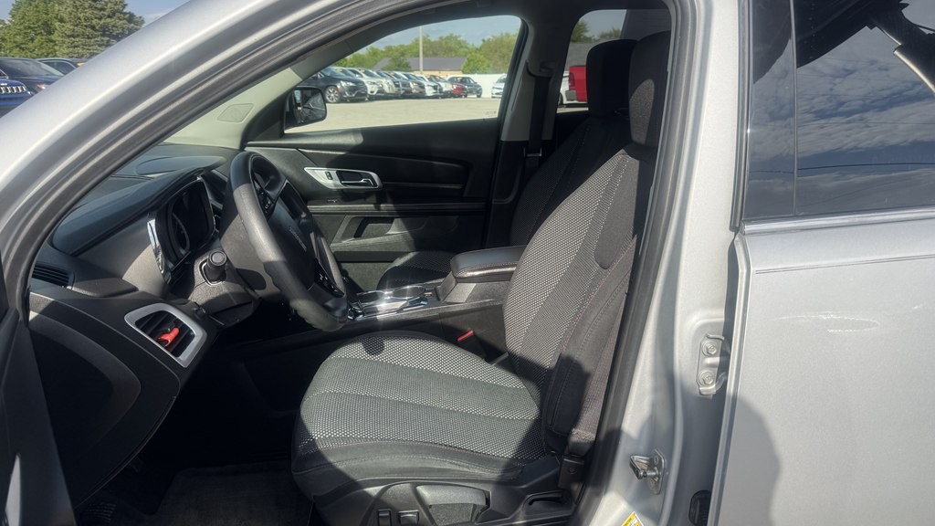 2017 GMC Terrain Image 16