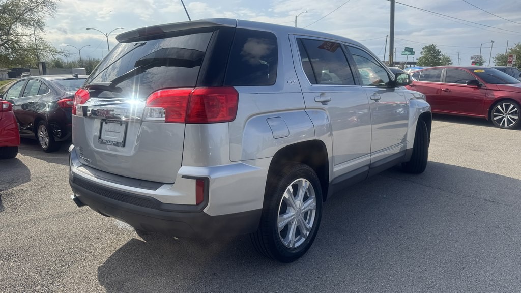 2017 GMC Terrain Image 8