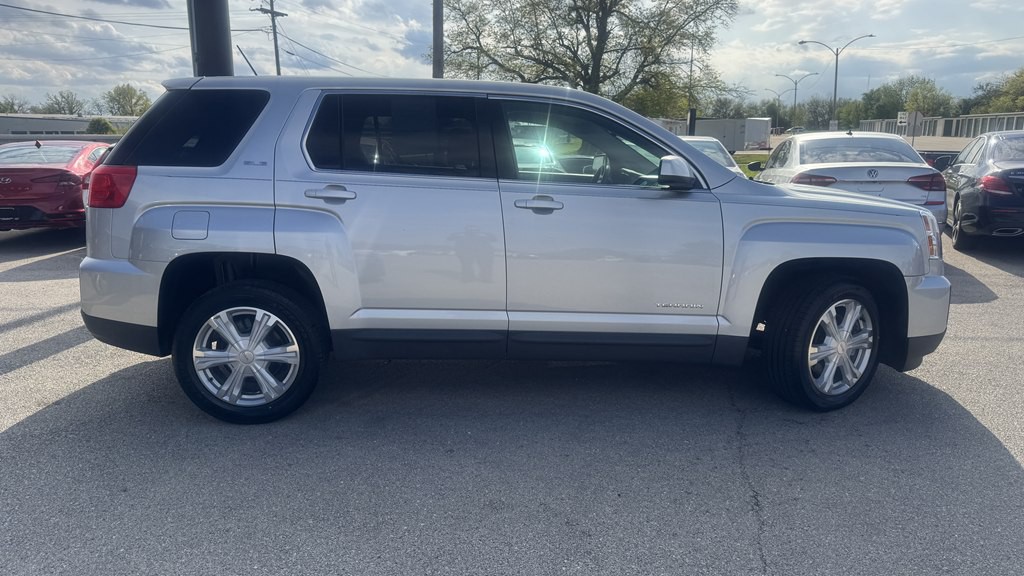 2017 GMC Terrain Image 9