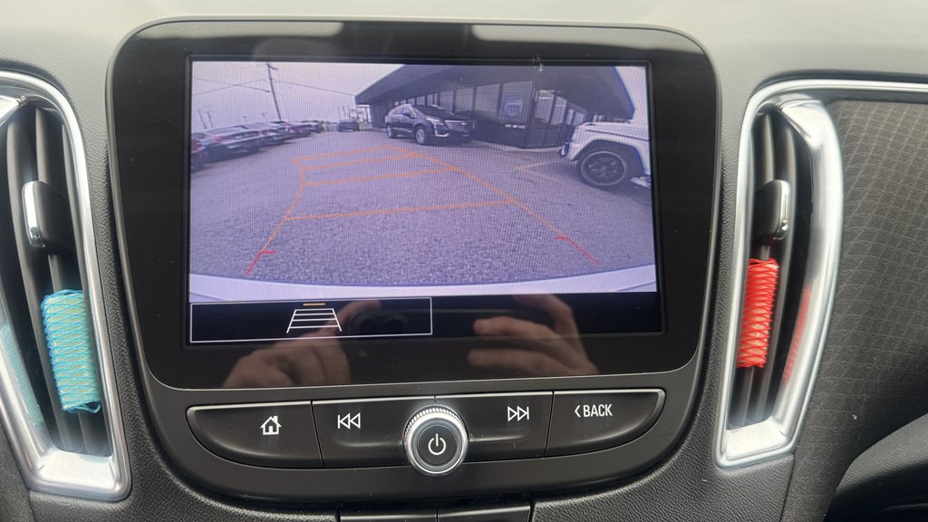 2021 Chevrolet Malibu Image 20