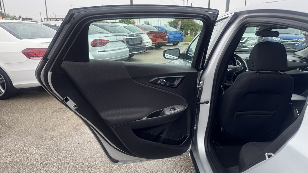 2021 Chevrolet Malibu Image 21