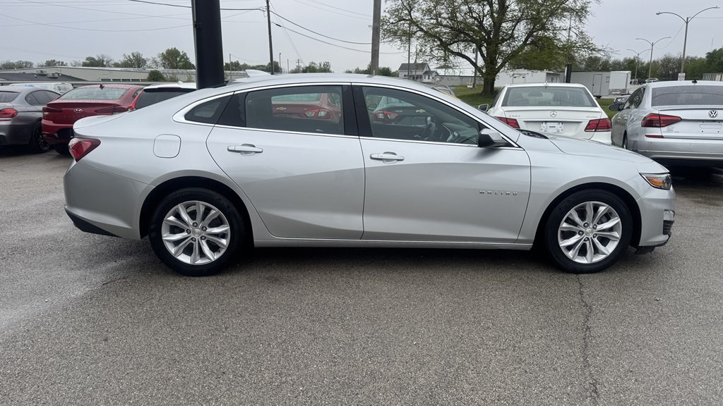 2021 Chevrolet Malibu Image 9