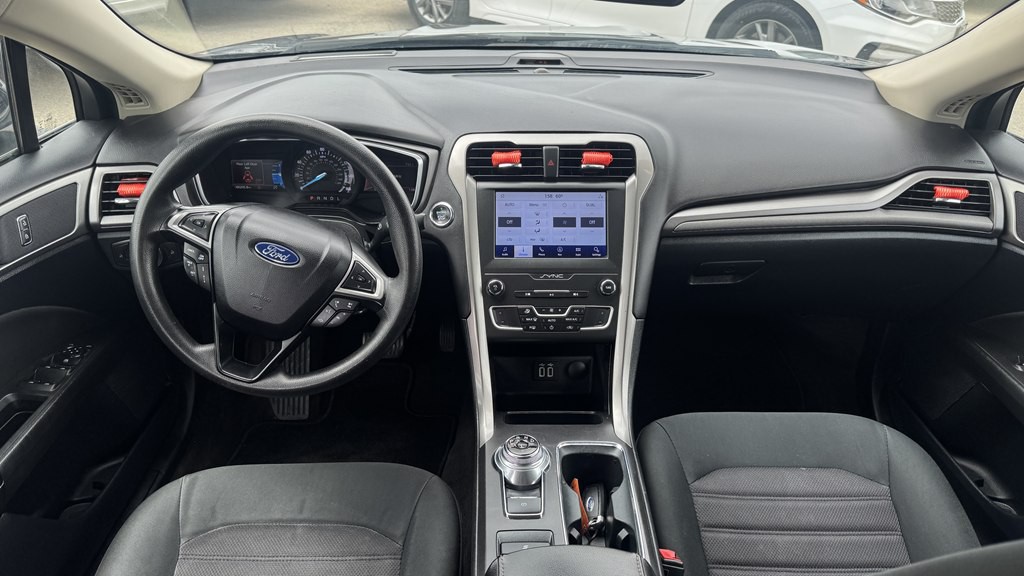 2020 Ford Fusion Image 23