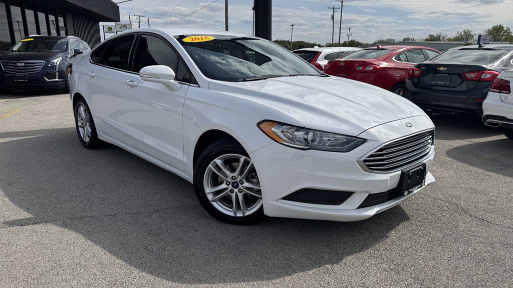 2018 Ford Fusion Image 2