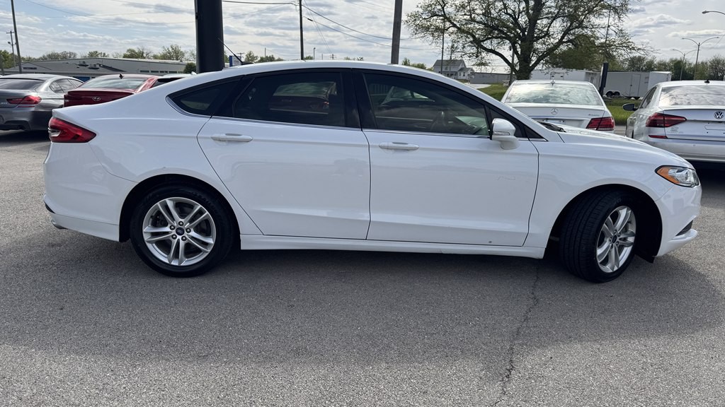 2018 Ford Fusion Image 9