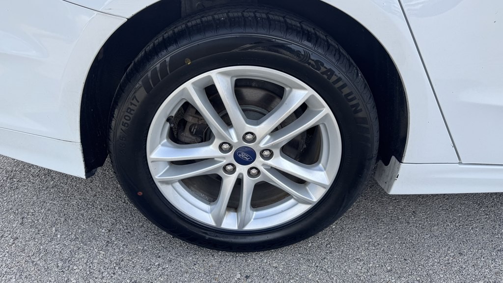 2018 Ford Fusion Image 13